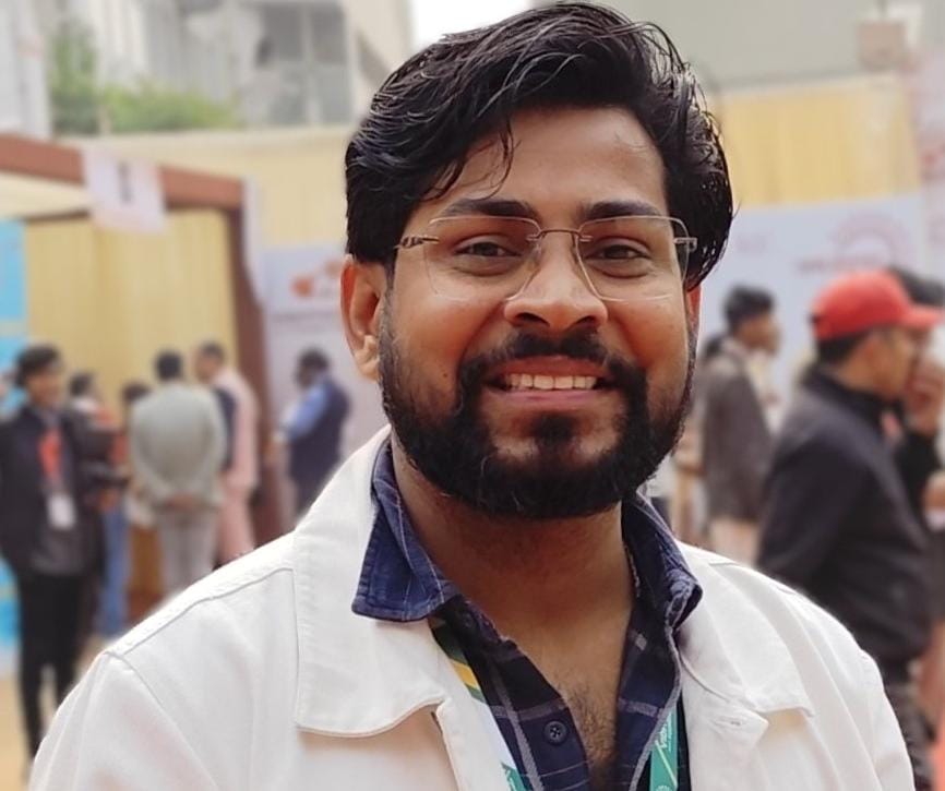 Ansuman Bhagat’s Unique Initiative Connecting Hindi Literature with the Technological Era